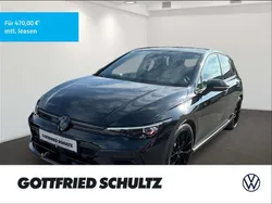 Grenadillschwarz metallic Gebraucht 2024 VW Golf VIII Black Edition Limousine | 51.950 €