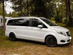 Weiß Gebraucht 2018 Mercedes V250 Edition Van / Kleinbus | 36.500 € (Fairer Preis)