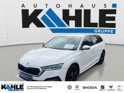Weiß Gebraucht 2022 Skoda Octavia Style Kombi | 24.690 € (Fairer Preis)