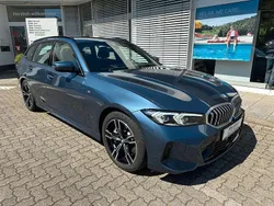 Blau Gebraucht 2024 BMW 330 M Sport Kombi | 42.890 € (Superpreis)