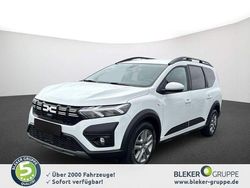 Weiß Gebraucht 2023 Dacia Jogger Expression Van / Kleinbus | 16.990 € (Fairer Preis)