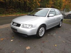 Silber Gebraucht 2003 Audi A3 Ambiente Limousine | 2.999 € (Fairer Preis)