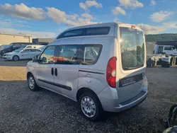 Silber Gebraucht 2010 Fiat Doblò Van / Kleinbus | 7.900 €