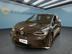 Grau Gebraucht 2022 VW ID.4 SUV | 27.149 € (Etwas zu teuer)
