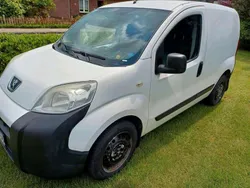 Weiß Gebraucht 2012 Peugeot Bipper Van / Kleinbus | 2.900 €