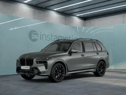 Grau Gebraucht 2024 BMW X7 M Sport SUV | 95.899 €