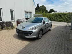 Silber Gebraucht 2008 Peugeot 207 CC Cabrio | 2.190 € (Guter Preis)
