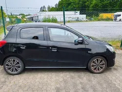 Schwarz Gebraucht 2016 Mitsubishi Space Star Top Kleinwagen | 5.249 € (Guter Preis)