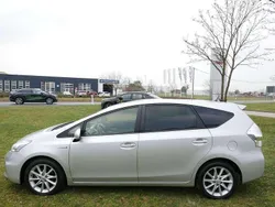 Silber Gebraucht 2014 Toyota Prius+ Life Van / Kleinbus | 17.350 € (Teuer)