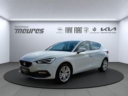 Weiß Gebraucht 2024 Seat Leon Style Limousine | 24.988 € (Guter Preis)