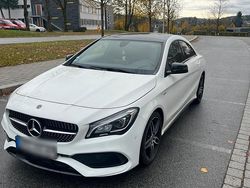Weiß Gebraucht 2018 Mercedes CLA180 AMG line Limousine | 20.800 € (Etwas zu teuer)