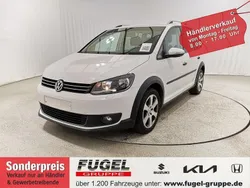 Candyweiß Gebraucht 2012 VW Touran Cross Van / Kleinbus | 6.999 € (Guter Preis)