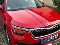 Rot Gebraucht 2020 Skoda Kamiq Ambition SUV | 14.800 € (Fairer Preis)