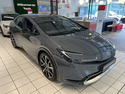 Grau Gebraucht 2023 Toyota Prius Plug-in Hybrid Executive Kleinwagen | 39.990 € (Fairer Preis)