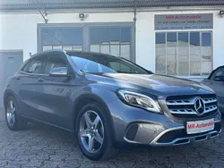 Grau Gebraucht 2018 Mercedes GLA200 Urban SUV | 18.450 € (Guter Preis)