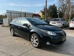 Grau Gebraucht 2013 Toyota Avensis Life Kombi | 5.990 € (Guter Preis)