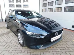 Onyxschwarz Gebraucht 2020 Mazda 3 Selection Limousine | 18.490 € (Fairer Preis)
