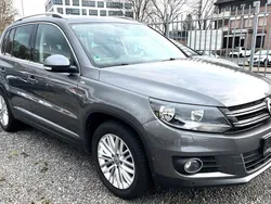 Grau Gebraucht 2014 VW Tiguan Sportline SUV | 12.500 € (Etwas zu teuer)