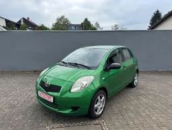 Grün Gebraucht 2007 Toyota Yaris Style Kleinwagen | 3.333 € (Fairer Preis)