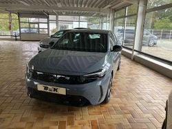 Grau Gebraucht 2024 Opel Corsa Limousine | 19.990 € (Etwas zu teuer)