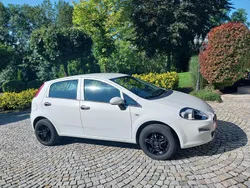 Weiß Gebraucht 2015 Fiat Punto Kleinwagen | 7.400 € (Teuer)