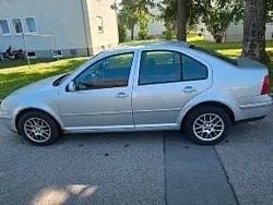 Silber Gebraucht 2002 VW Bora Limousine | 1.100 € (Guter Preis)