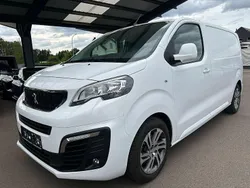 Weiß Gebraucht 2018 Peugeot Expert Premium Van | 8.900 € (Fairer Preis)