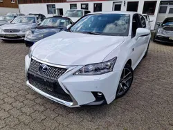 Weiß Gebraucht 2016 Lexus CT200h Sport Line Kleinwagen | 17.999 € (Fairer Preis)