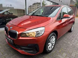 Sunset orange metallic Gebraucht 2020 BMW 216 Van / Kleinbus | 17.900 € (Etwas zu teuer)