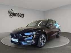 Mitternachtsschwarz Gebraucht 2025 Seat Leon FR Kombi | 32.990 € (Fairer Preis)