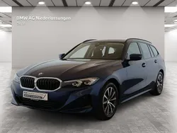 Blau Gebraucht 2024 BMW 318 Shadowline Kombi | 32.900 € (Guter Preis)