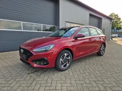 Ultimate red Neu 2025 Hyundai i30 Kombi | 23.690 € (Etwas zu teuer)
