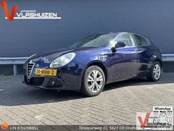 Blau Gebraucht 2010 Alfa Romeo Giulietta Distinctive Kleinwagen | 3.650 €