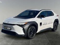 Weiß Gebraucht 2025 Toyota bZ4X Team SUV | 45.999 € (Teuer)