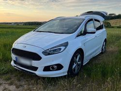 Weiß Gebraucht 2016 Ford S-MAX S Van / Kleinbus | 12.800 € (Teuer)