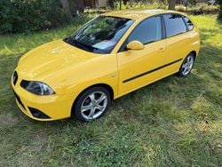 Gelb Gebraucht 2006 Seat Ibiza Sport Kleinwagen | 2.650 € (Teuer)