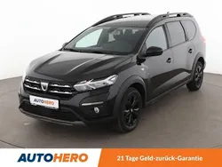 Schwarz Gebraucht 2022 Dacia Jogger Extreme Van / Kleinbus | 14.410 € (Guter Preis)