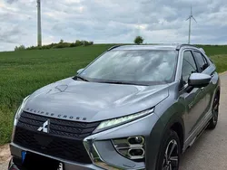 Grau Gebraucht 2023 Mitsubishi Eclipse Cross Select SUV | 25.790 € (Etwas zu teuer)