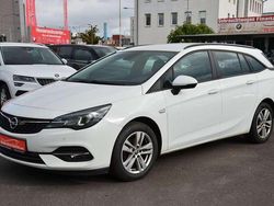 Schneeweiss/olympic/summit whi Gebraucht 2021 Opel Astra Business Kombi | 10.900 € (Teuer)