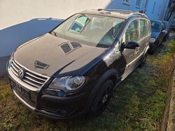 Schwarz Gebraucht 2007 VW Touran Cross Van / Kleinbus | 2.950 € (Superpreis)