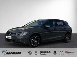 Uranograu Gebraucht 2022 VW Golf VIII Life Limousine | 20.826 € (Fairer Preis)