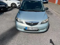 Andere farben Gebraucht 2004 Mazda 2 Kleinwagen | 900 €