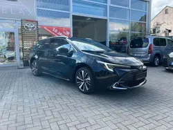 Schwarz Neu 2025 Toyota Corolla Kombi | 32.950 €