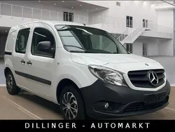 Weiß Gebraucht 2017 Mercedes Citan 112 Van / Kleinbus | 9.990 € (Superpreis)