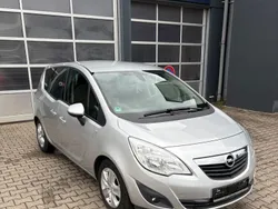 Silber Gebraucht 2011 Opel Meriva Van / Kleinbus | 4.600 € (Fairer Preis)