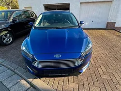 Blau Gebraucht 2016 Ford Focus Titanium Kombi | 6.990 € (Guter Preis)