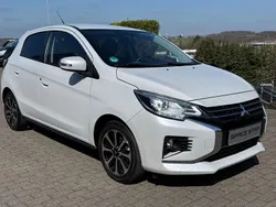 Weiß Gebraucht 2021 Mitsubishi Space Star Top Kleinwagen | 11.790 € (Fairer Preis)