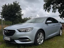 Grau Gebraucht 2017 Opel Insignia Innovation Limousine | 14.500 € (Etwas zu teuer)