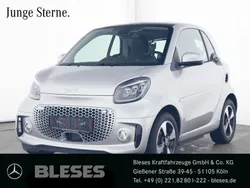 Bodypanels in cool silver () Gebraucht 2024 Smart ForTwo Electric Drive Exclusive Coupé | 15.800 € (Fairer Preis)