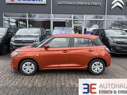 Orange Gebraucht 2025 Suzuki Swift Club Limousine | 17.990 € (Fairer Preis)